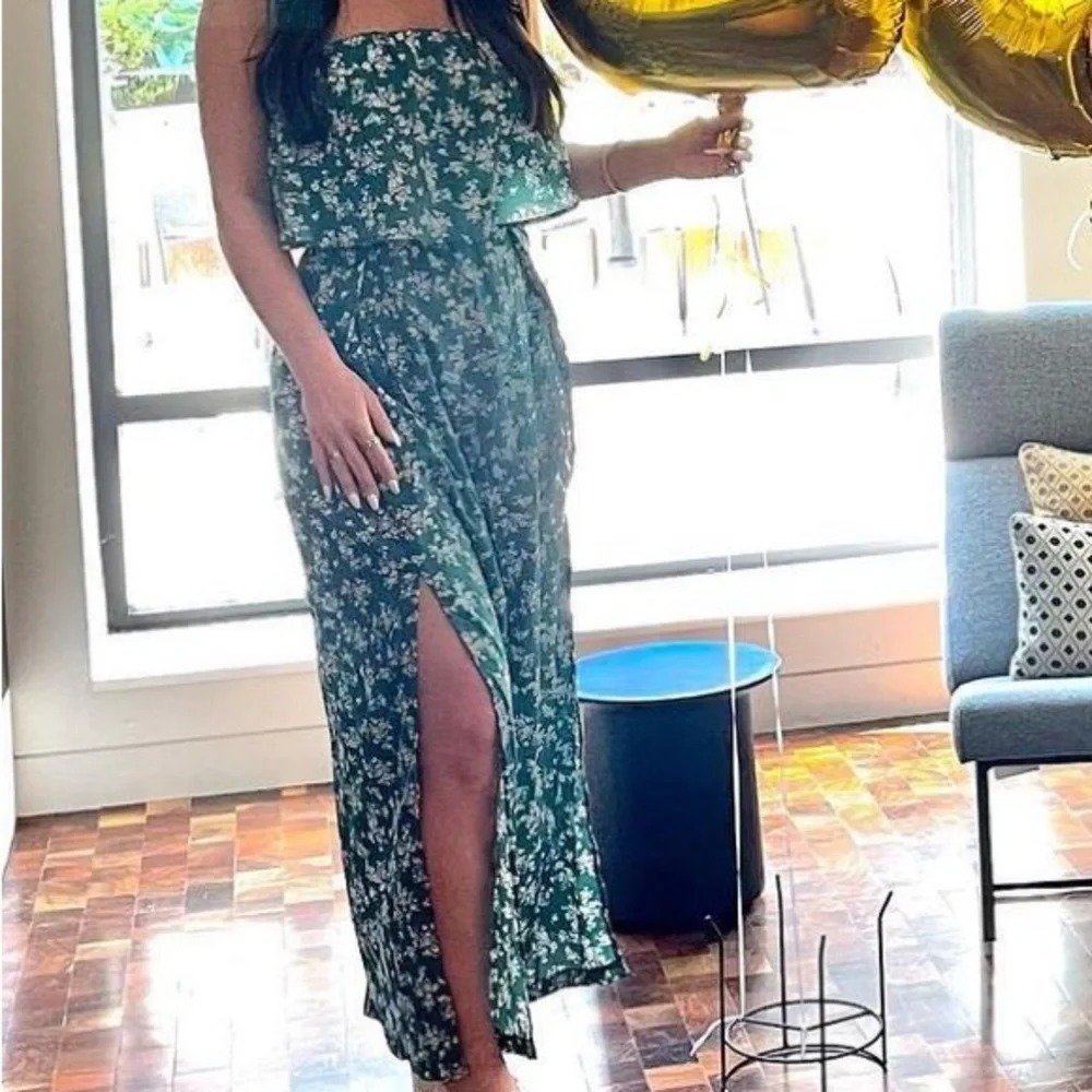 Strapless Green & White Split Leg Floral Jumpsuit - Picture 1 of 2